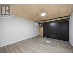 27 TURNER DRIVE UnitNo. 38 - 9