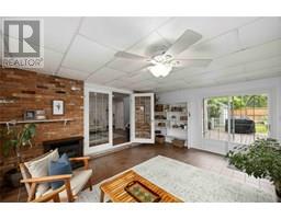 305 NEWTON COURT - 19