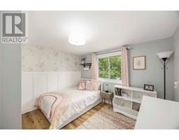305 NEWTON COURT - 24