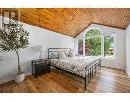 305 NEWTON COURT - 32