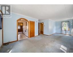 2344 Sydenham AVENUE - 11