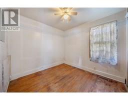 2344 Sydenham AVENUE - 13