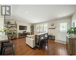 1544 Colborne ROAD - 3