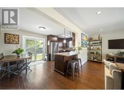 1544 Colborne ROAD - 8