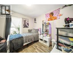 483 WELLINGTON STREET - 18