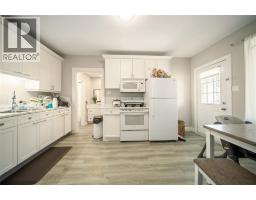483 WELLINGTON STREET - 6