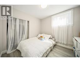 483 WELLINGTON STREET - 8
