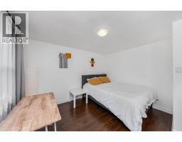 205 Fane STREET UnitNo. 2B - 15