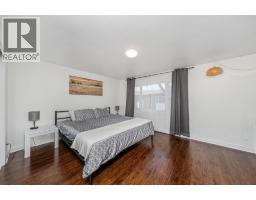 205 Fane STREET UnitNo. 2B - 19