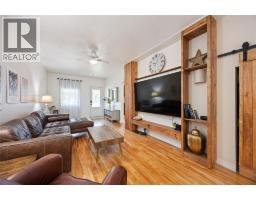359 MAXWELL STREET - 7