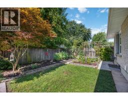 123 Cassandra BOULEVARD - 34
