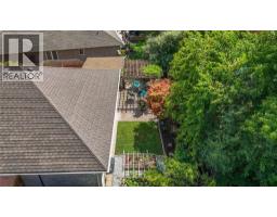 123 Cassandra BOULEVARD - 35