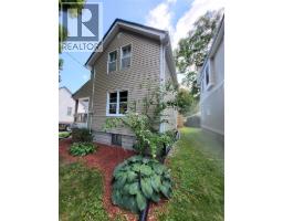 127 Cameron STREET - 4