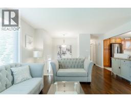 2576 ELIZABETH STREET - 4