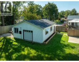 2576 ELIZABETH STREET - 40