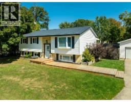 2576 ELIZABETH STREET - 41
