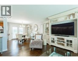 2576 ELIZABETH STREET - 5