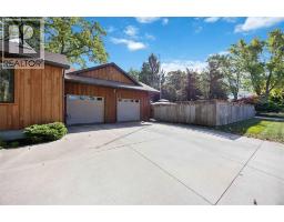1311 Lakeshore ROAD - 3