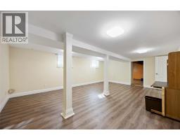 1311 Lakeshore ROAD - 32