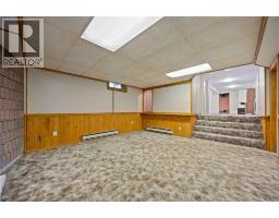 1311 Lakeshore ROAD - 36