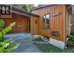 1311 Lakeshore ROAD - 5