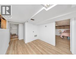 110 ST CLAIR STREET - 25