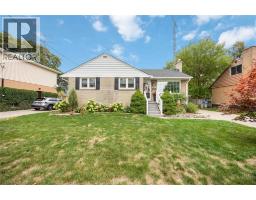 982 Hagle STREET - 3