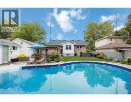 982 Hagle STREET - 30