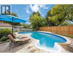 982 Hagle STREET - 32