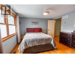 601 LAKESHORE ROAD - 19