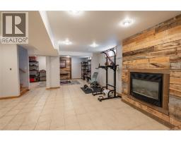 601 LAKESHORE ROAD - 26