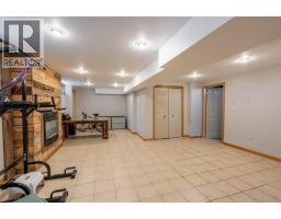 601 LAKESHORE ROAD - 32