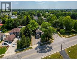 601 LAKESHORE ROAD - 42