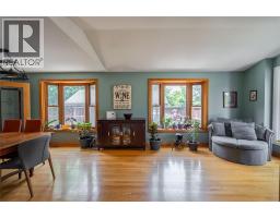 601 LAKESHORE ROAD - 5