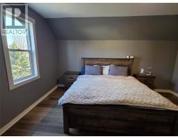 2565 ELIZABETH STREET - 11