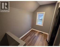 2565 ELIZABETH STREET - 17