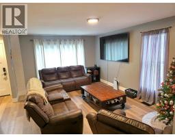 2565 ELIZABETH STREET - 32