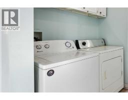 150 COLLEGE AVENUE North - 12