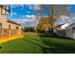 4005 GREENWOOD DRIVE - 43