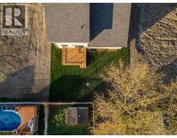 4005 GREENWOOD DRIVE - 47