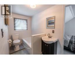 2807 ST CLAIR PARKWAY - 31