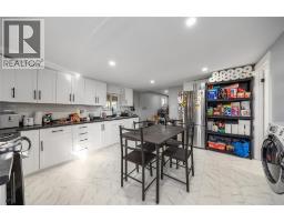 2 DANIELS PLACE - 10