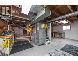 318 Cobden STREET - 16