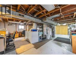 318 Cobden STREET - 17