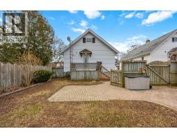 318 Cobden STREET - 25