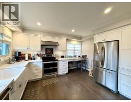 1137 Gurd STREET - 10