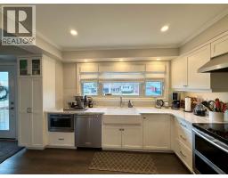 1137 Gurd STREET - 11