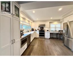 1137 Gurd STREET - 13