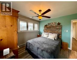 1137 Gurd STREET - 16