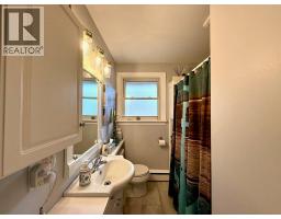 1137 Gurd STREET - 19